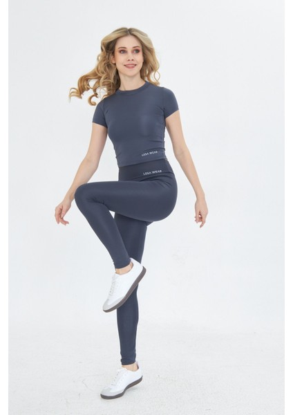 Soft Touch Bedene Oturan Spor Crop T-Shirt Short Fitted indirimleri