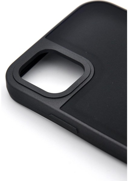 iPhone 13 Uyumlu Deri Görünümlü Sert Kapak Kılıf Siyah modelleri