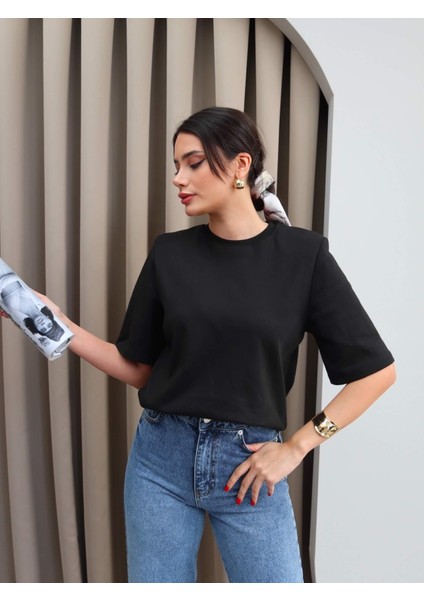 Vatkalı Kısa Kol Tshirt