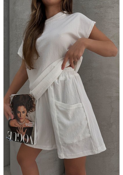 Yüksel Bel Bol Kesim Keten Görünümlü Çift Cepli Şort indirimleri