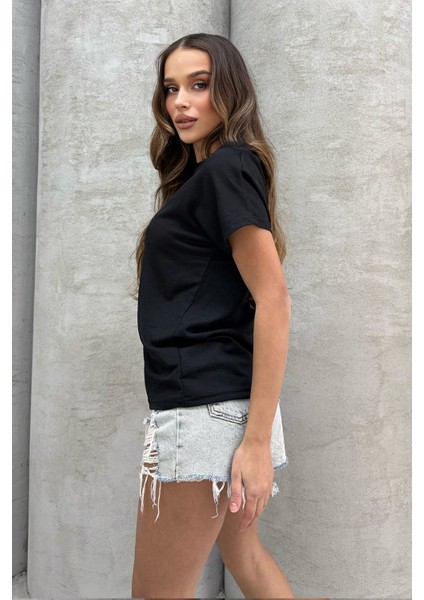 Yumuşacık Soft Touch Geniş Yaka Keten Görünümlü Oversize T-Shirt
