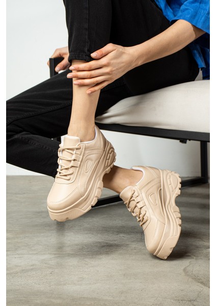 Günlük Kadın Spor Ayakkabı Yüksek Taban 6 cm Sneaker Siyah - Beyaz - Bej - Rugan - Süet 001 fiyatları