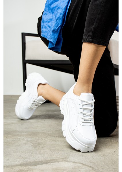 Günlük Kadın Spor Ayakkabı Yüksek Taban 6 cm Sneaker Siyah - Beyaz - Bej - Rugan - Süet 001