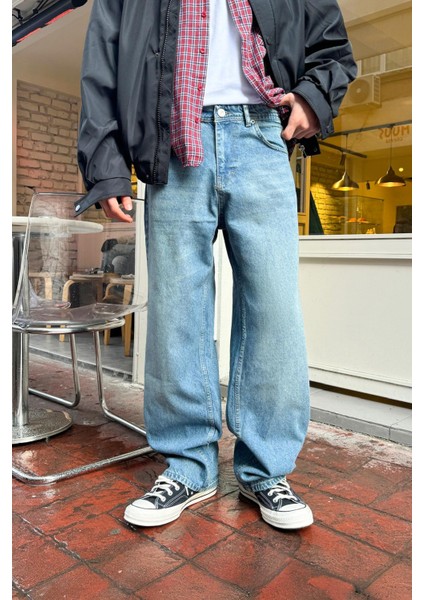 Soldurma Detaylı Mavi Baggy Jean