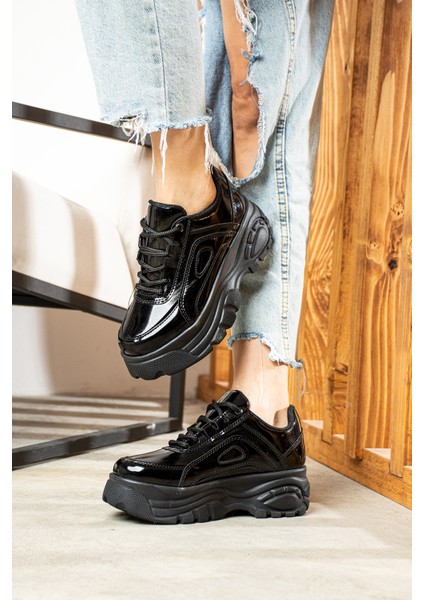 Günlük Kadın Spor Ayakkabı Yüksek Taban 6 cm Sneaker Siyah - Beyaz - Bej - Rugan - Süet 001 fırsatları