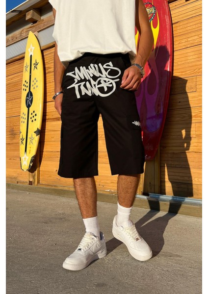 Graffiti Gri Baskılı Baggy Şort