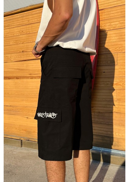 Graffiti Gri Baskılı Baggy Şort fırsatları