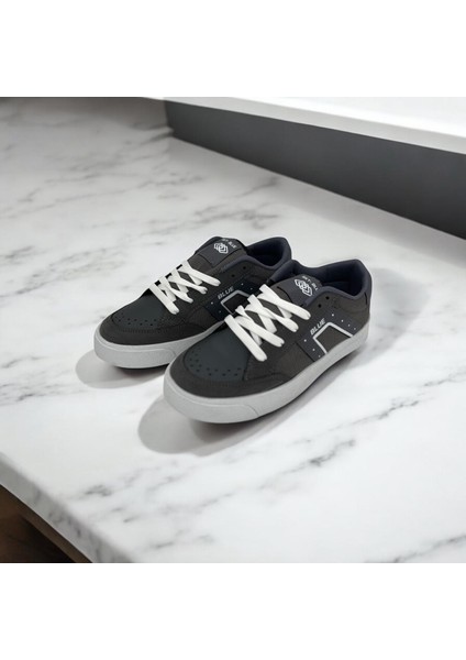 Erkek Rahat ve Konforlu Sneakers modelleri