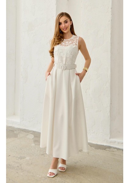 Halter Kol Dantel Detaylı Kemerli Elbise fırsatları