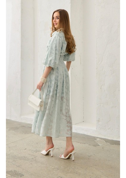 Balon Kollu Kemerli Brode Elbise fırsatları