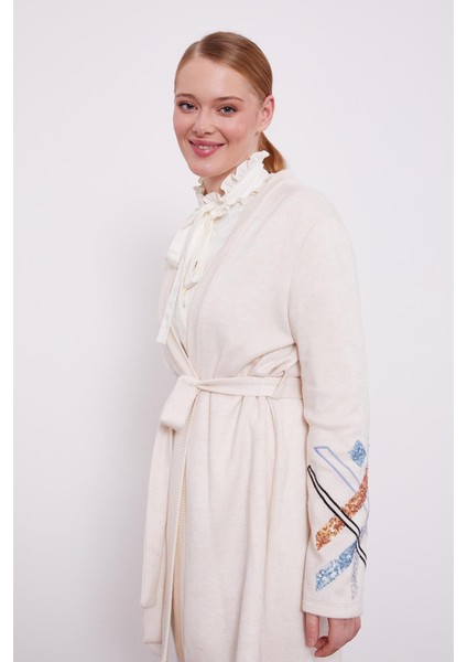 Krem Payet Işlemeli Kaşmir Hırka