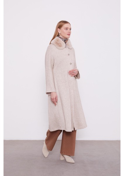 Bej Yakası Kürklü Kaşmir Hırka