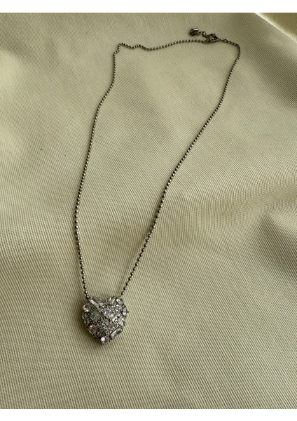 Zirkon Taşlı Kalp Kolye