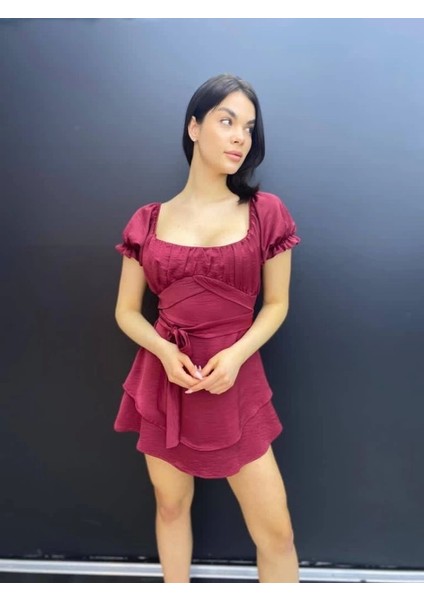 Kadın Kare Yaka Kuşak Detay Ürün Mini Elbise fırsatları