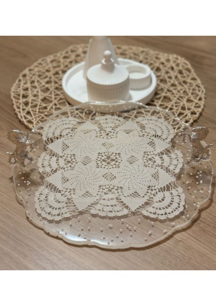 Epoksi Reçine Nişan Tepsisi - Dantel ve Incili - Şahlanan At- Çapı: 30 cm