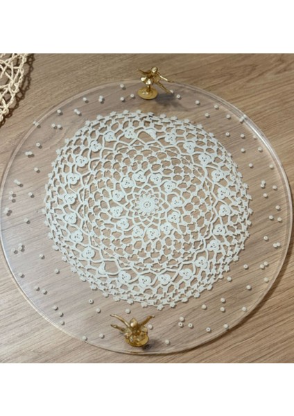 Epoksi Reçine Nişan Tepsisi - Dantel ve Incili - Balerin Kulp - Çap: 30 cm