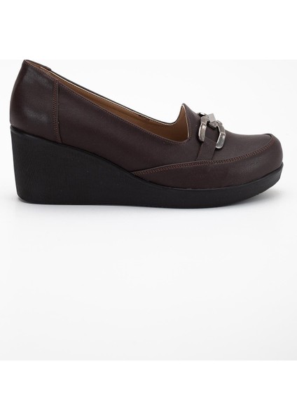 Kadın Dolgu Topuklu Ayakkabı Kahve Yüzlü Tokalı modelleri