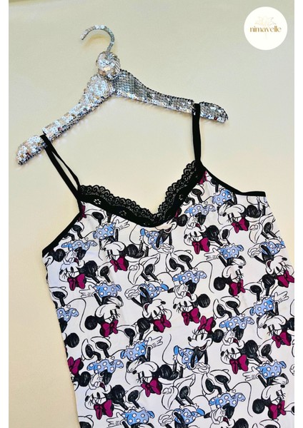Mickey Mouse Desenli Siyah Dantelli Askılı Şortlu Pijama Takımı