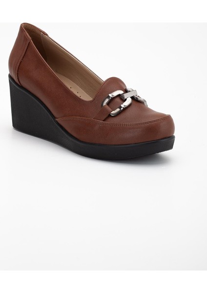 Kadın Dolgu Topuklu Ayakkabı Taba Yüzlü Tokalı fırsatları
