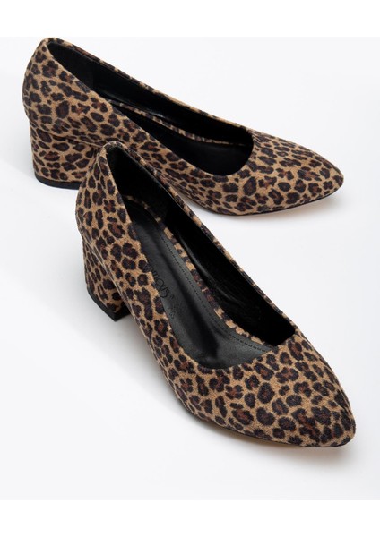 Kadın Kısa Topuklu Ayakkabı Leopar Süet Malzeme Kalın Topuklu