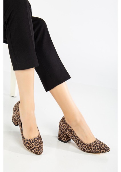 Kadın Kısa Topuklu Ayakkabı Leopar Süet Malzeme Kalın Topuklu fiyatları