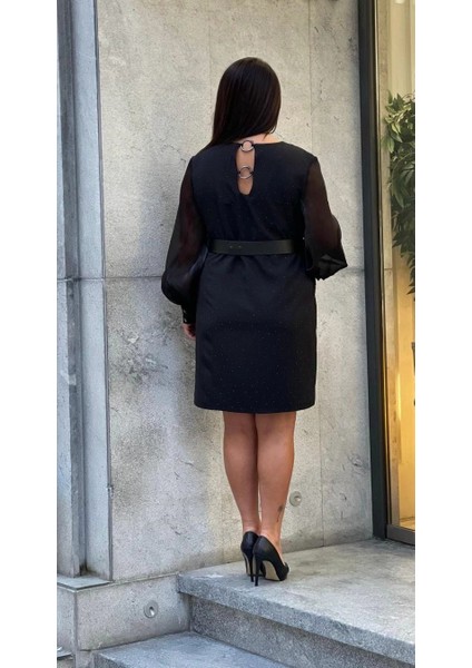 Trend Kadın Büyük Beden Elbise Kırmızıyla Cesur, Siyahla Asil: Seçim Sizin! modelleri