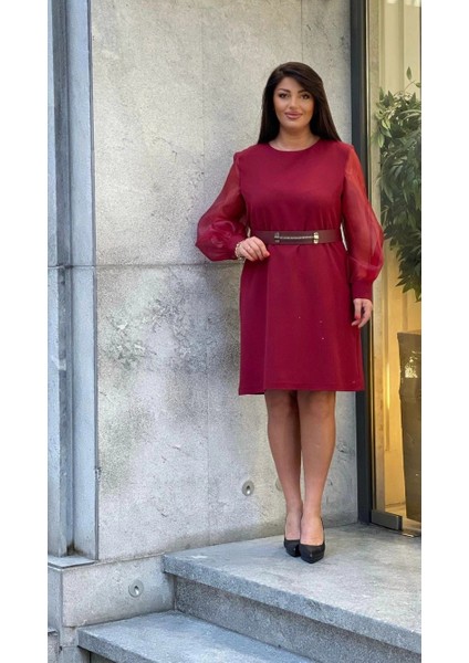 Trend Kadın Büyük Beden Elbise Kırmızıyla Cesur, Siyahla Asil: Seçim Sizin!