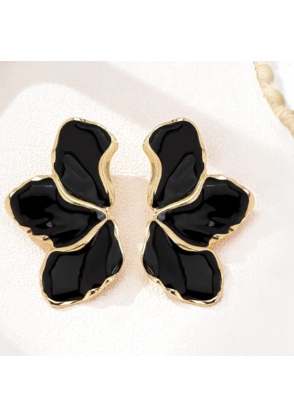 Büyük Boy Siyah Yaprak Kadın Küpe