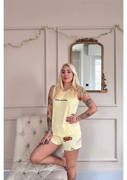 Sarı Keep Smiling Desenli Bambu Sıfır Kol Şortlu Kadın Pijama Takımı modelleri