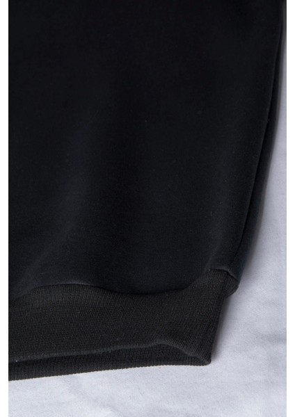 Kadın Siyah Bisiklet Yaka Düşük Kol Oversize Üç İplik Şardonsuz Basic Sweat Sweatshirt fırsatları