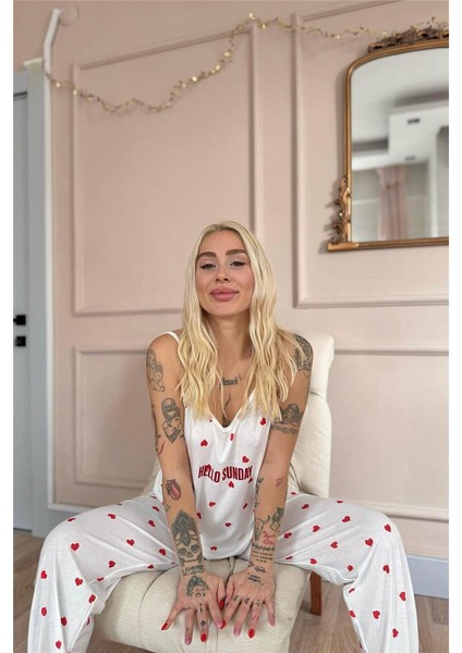 Kırmızı Kalp Baskılı Ip Askılı Örme Kadın Pijama Takımı fırsatları