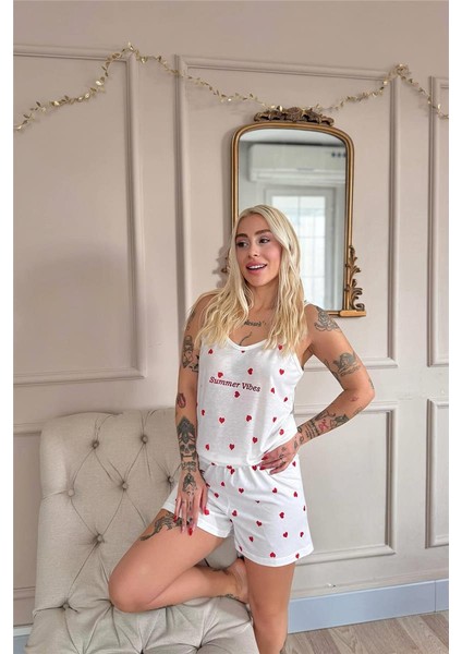 Kırmızı Kalp Desenli Ip Askılı Şortlu Kadın Pijama Takımı fırsatları