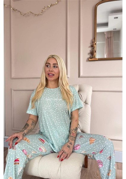 Mint Sweet Dreams Desenli Örme Kısa Kol Kadın Pijama Takımı fırsatları