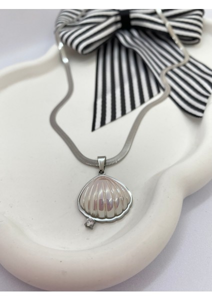Lucky B&e Italyan Zincirli Büyük Sedefli Midye Çelik Kolye Silver
