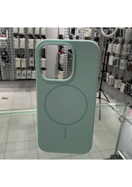 iPhone 14 Pro Magsafe Yumuşak Silikon Kılıf Lansman İçi Kadife Dokulu Kablosuz Şarj Destekli Açık Yeşil