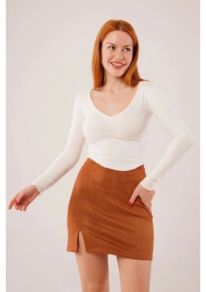 Geniş Yaka Beyaz Basic Body Bluz fırsatları