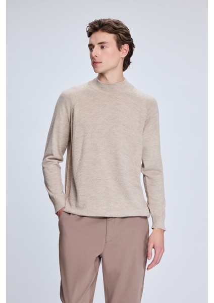 Vizon Regular Fit Jakarlı Yarım Balıkçı Yaka Yünlü Kazak