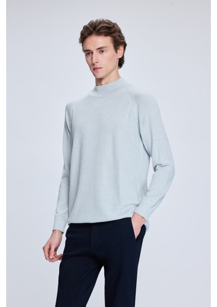 Gri Regular Fit Jakarlı Yarım Balıkçı Yaka Yünlü Kazak modelleri