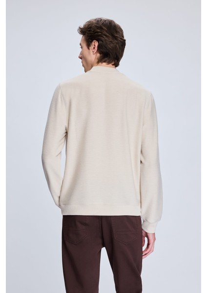 Bej Regular Fit Jakarlı Yarım Balıkçı Yaka Sweatshirt