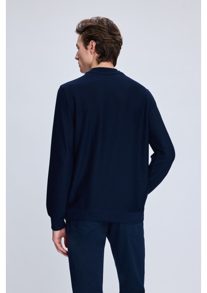 Lacivert Regular Fit Jakarlı Yarım Balıkçı Yaka Sweatshirt