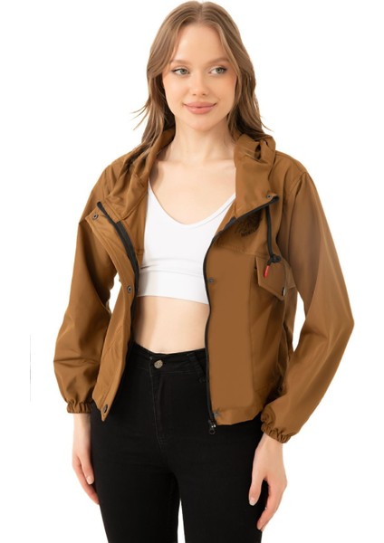 Kadın Taba Su Geçirmez ve Rüzgara Dayanıklı Kapüşonlu Çıt Çıtlı Mevsimlik Yağmurluk Y25