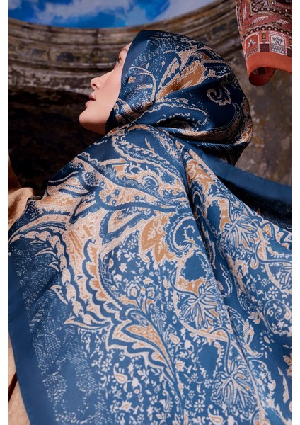 Lacivert Yaprak Desen Hint Ipeği Şal