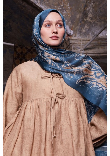 Lacivert Yaprak Desen Hint Ipeği Şal fırsatları