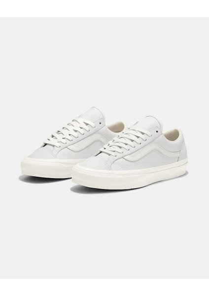 VN000D57WHT1
