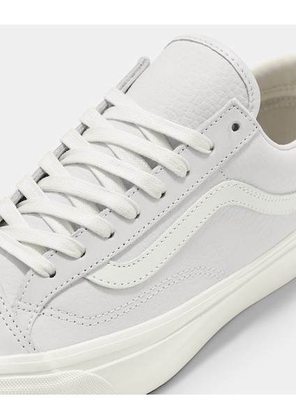 VN000D57WHT1