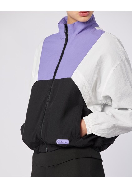 Andyse Kadın Siyah-Beyaz Comfort Fit Yağmurluk modelleri