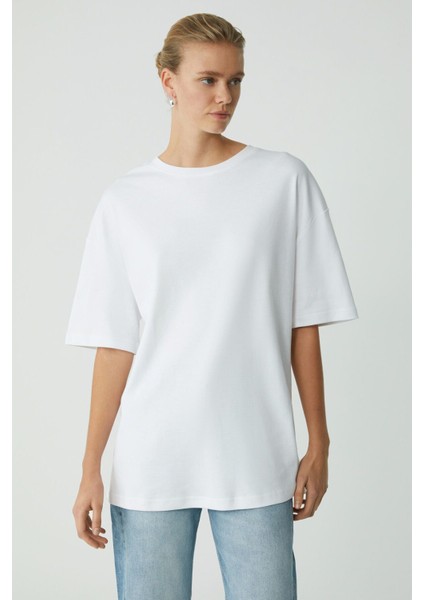 Modest Vıvıan Kadın %100 Organik Pamuklu Oversize Fit Bisiklet Yaka Basic Ekru Büyük Beden T-shirt