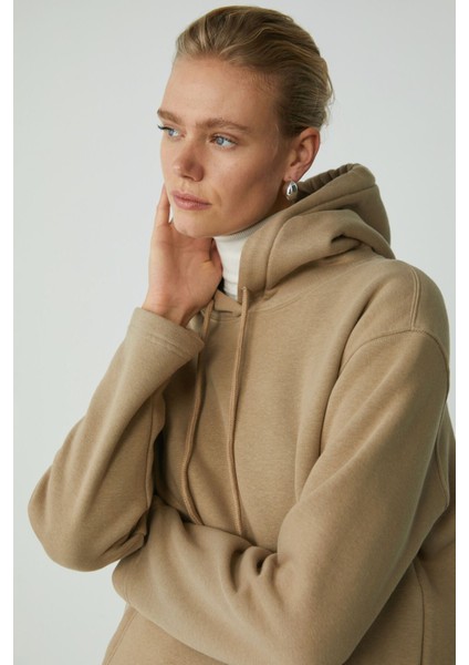Ethiquet Piper Kadın İçi Polarlı Yumuşacık Confort Fit Kapüşonlu Kanguru Cep Bej Sweatshirt