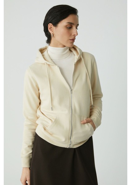Ethiquet Cherish Kadın İçi Polarlı Yumuşak Kalın Kumaşlı Kapüşonlu Fermuarlı Comfort Fit Vanilya Sweatshirt modelleri