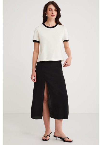 Modest Ashley Kadın %100 Organik Pamuk Biyeli Regular Fit Normal Kalıp Bisiklet Yaka Ekru T-shirt